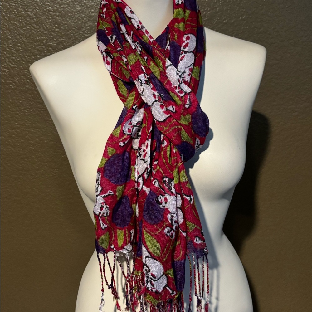 Women’s scarf